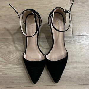 Lulus Midge Black Suede Pointed Toe Ankle Strap Pumps Size 6.5